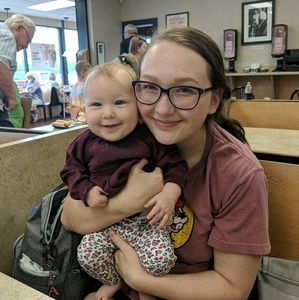 Meet your Posher, Briana